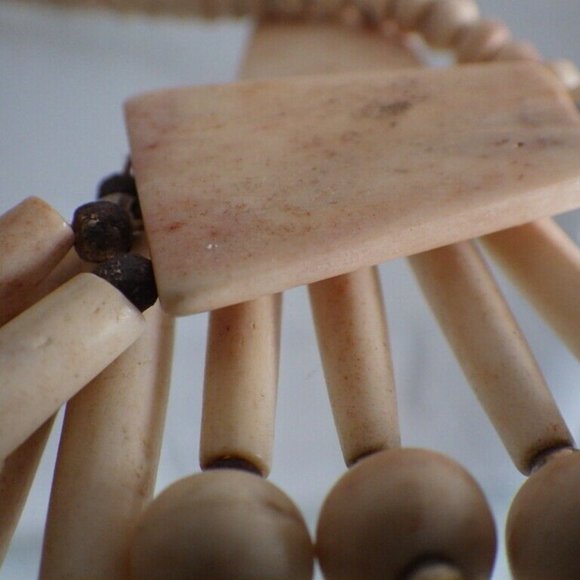 VINTAGE MONIES GERDA LYNGGAARD BUFFALO HORN TRIBAL FOUR STRAND NECKLACE - Picture 5 of 5